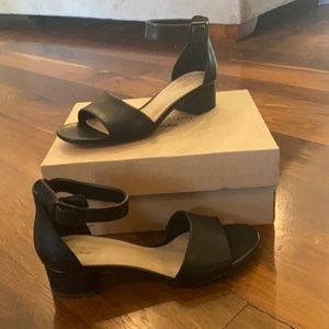 New Clark’s Elisa Dedra black leather sz 8 womens